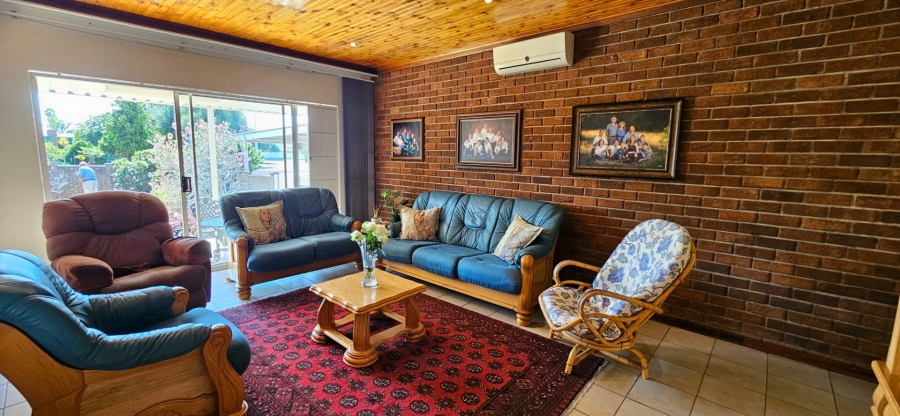 3 Bedroom Property for Sale in Fichardt Park Free State